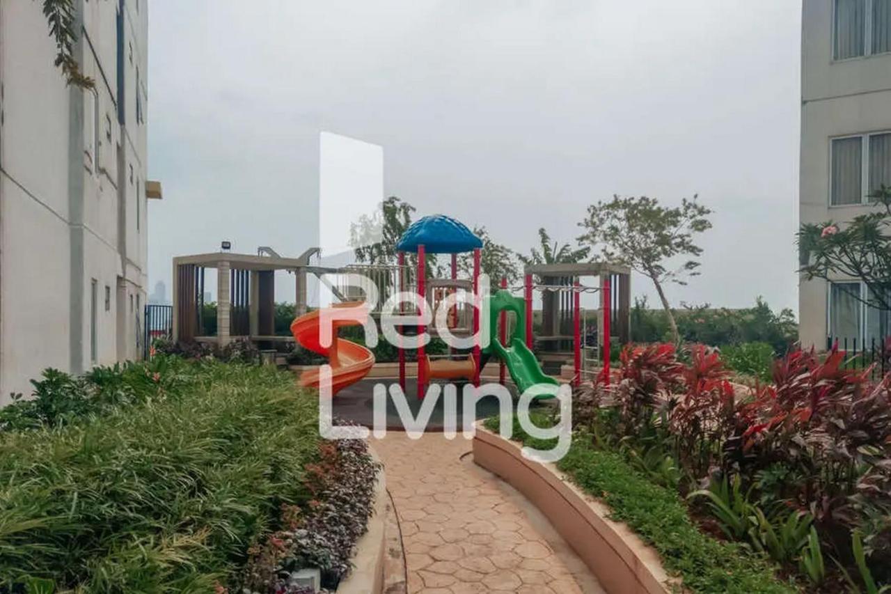 Redliving Apartemen Bassura City - Vina Tan Tower Flamboyan Jakarta Ngoại thất bức ảnh